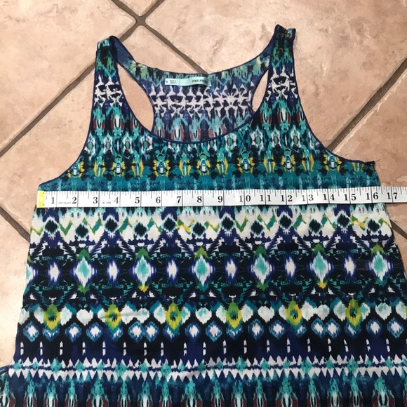Maurice’s tank top Aztec design - Picture 6 of 6